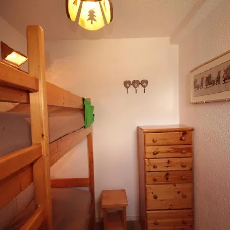 Apartment Beau 2 Pieces Aux Saisies, 4 Couchages, A 100m Du Centre Et 300m Des Pistes - Fr-1-293-17 *