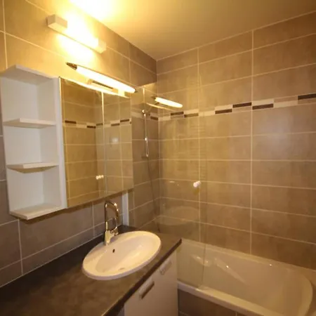 Beau 2 Pieces Aux Saisies, 4 Couchages, A 100m Du Centre Et 300m Des Pistes - Fr-1-293-17 *